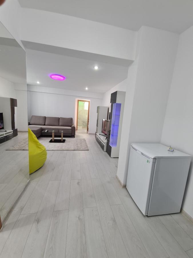 Apartament Ultra Central 3 Apartment Hunedoara Exterior foto