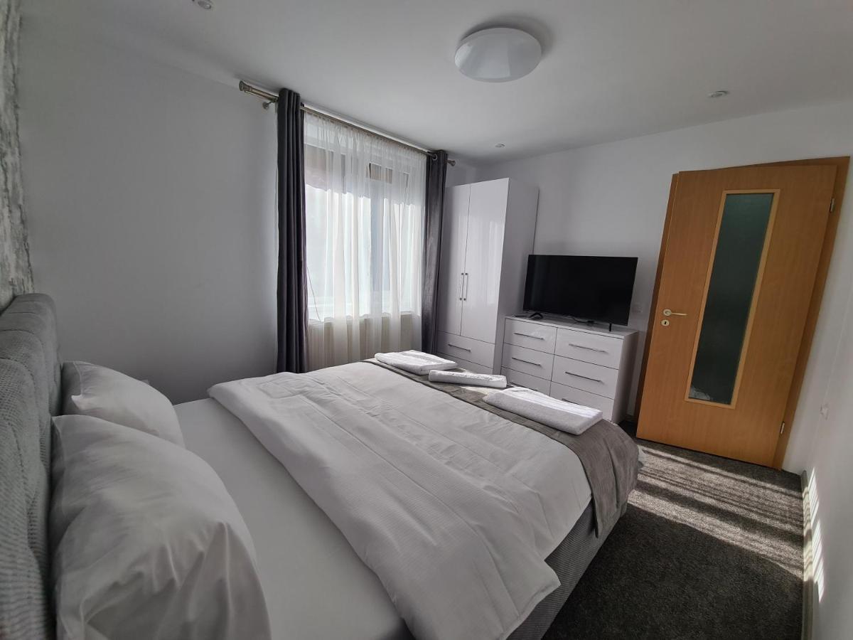 Apartament Ultra Central 3 Apartment Hunedoara Exterior foto