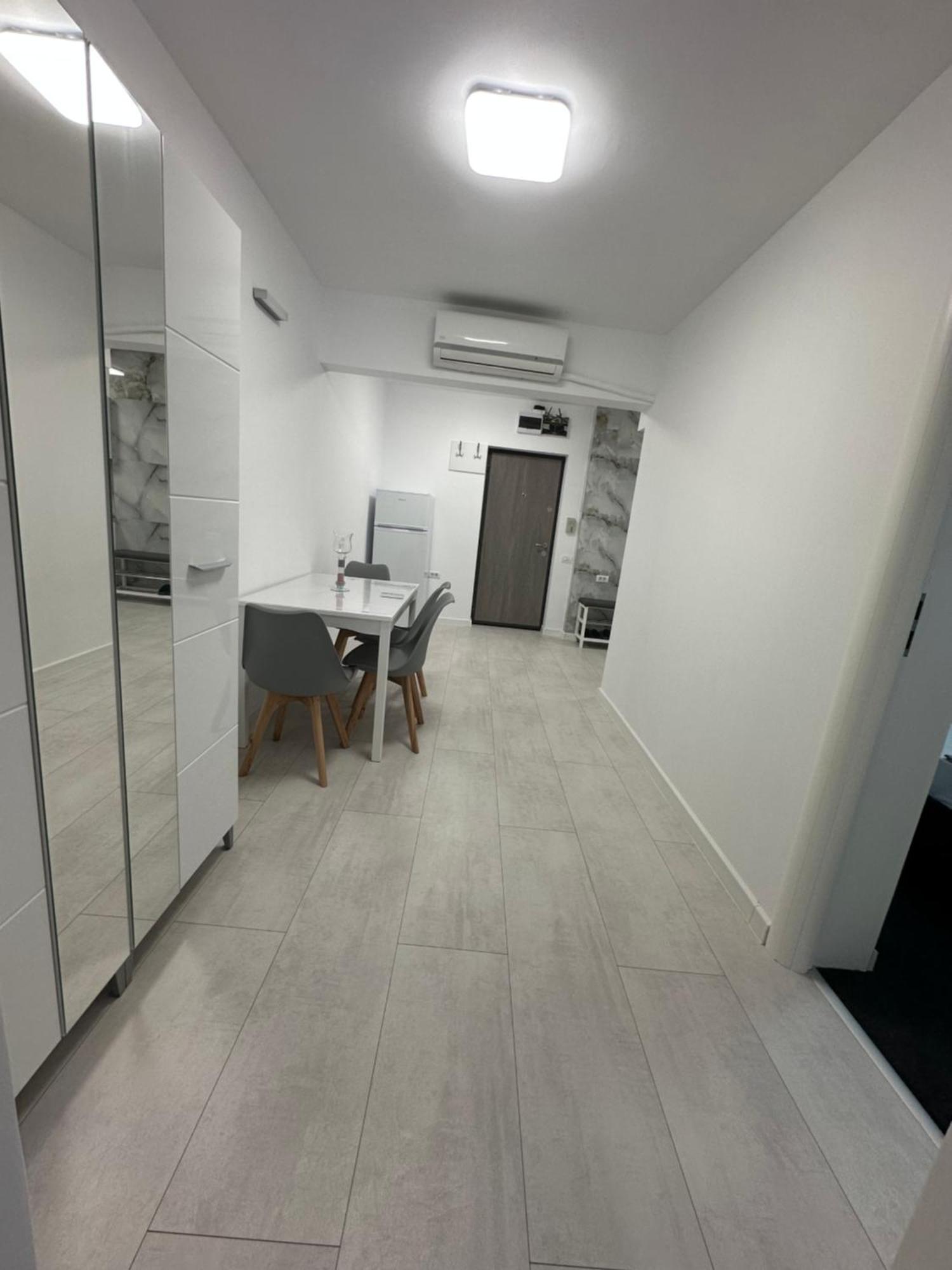 Apartament Ultra Central 3 Apartment Hunedoara Exterior foto